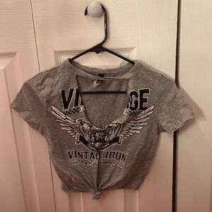 Cropped graphic tee